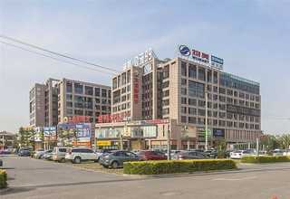 PVC墙板板挤出设备厂家